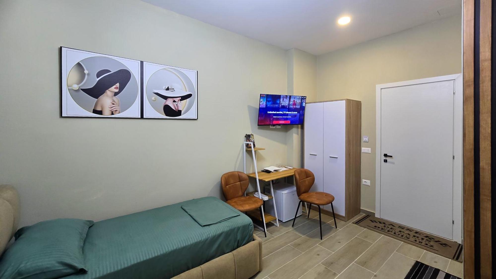 City Center Rooms And Apartments Durrës Kültér fotó